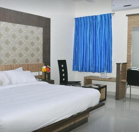 Hosūr Hotel Sakthi Residency מראה חיצוני תמונה